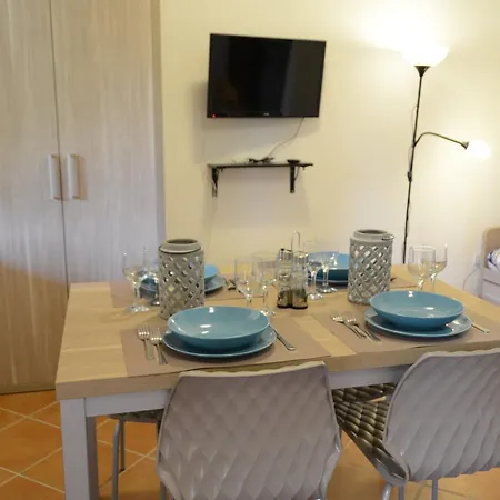 La Perla Aparthotel