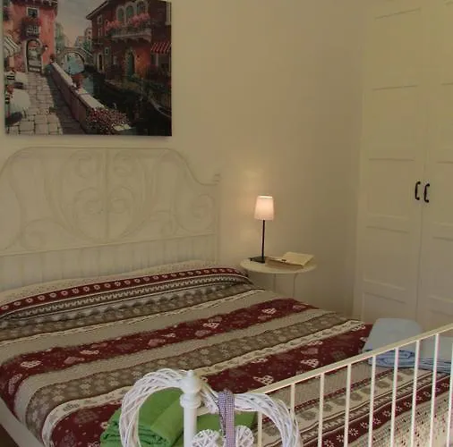 Aparthotel La Perla 4*