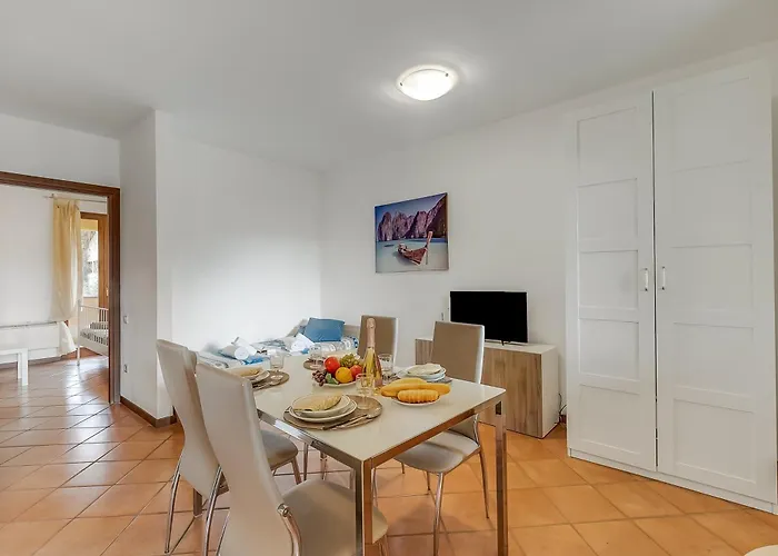 Hotel apartamentowy La Perla 4*
